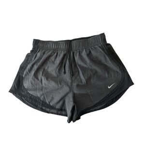 Nike Dri Fit Shorts Women Medium‎ Bred Lined Running Athleisure Outdoor Gym Yoga